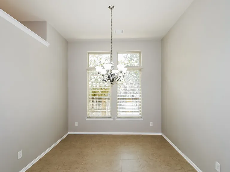 29023 Oldfield Ct — Photo 6