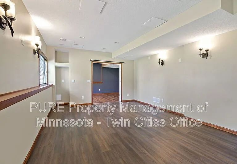 1491 Pembroke Pass — Photo 16