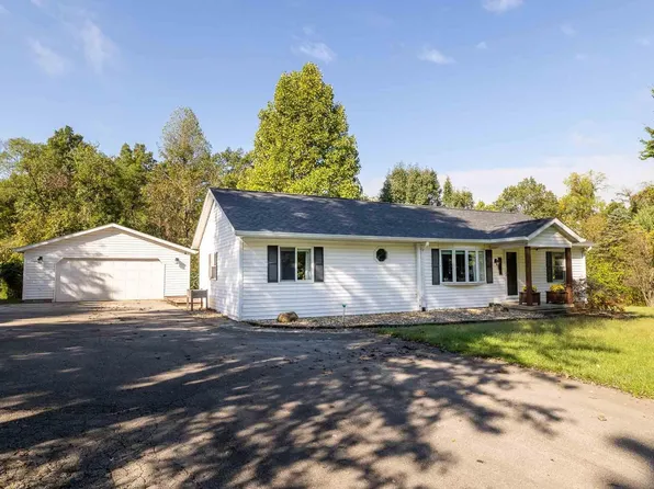 3401 W Woodyard Rd, Bloomington, IN 47404