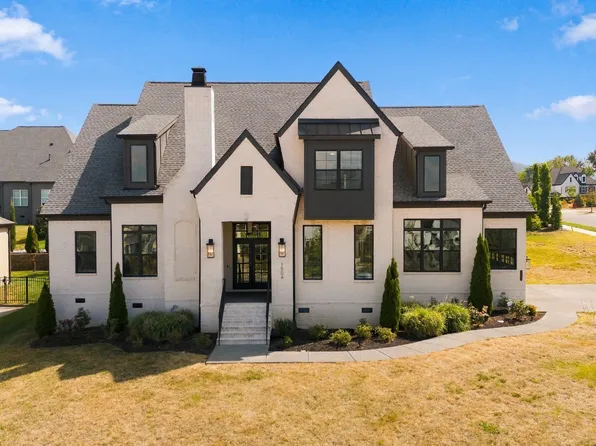 1504 Esplanade Dr, Nolensville, TN 37135