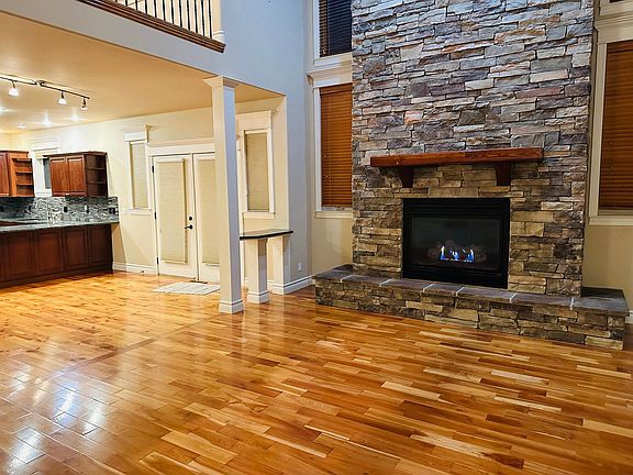 2nd image of 5992 Ironwood Dr