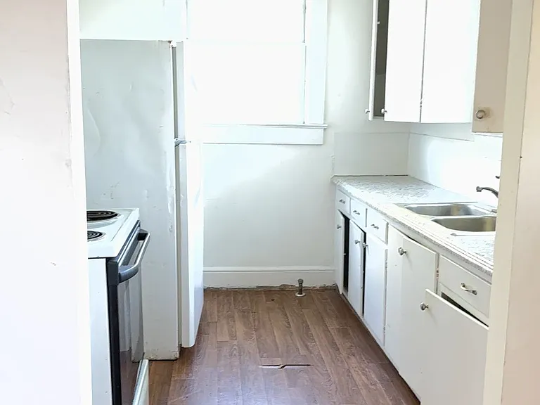 1715 Fair St #4 — Photo 8