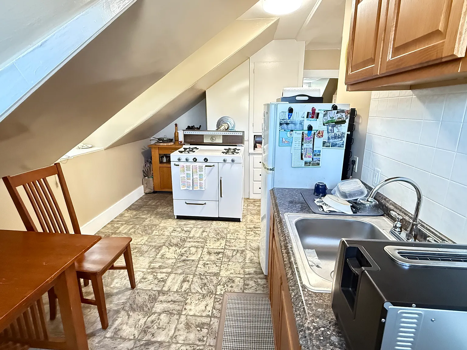 1 bed, 768 sqft, $1,750 — Photo 3