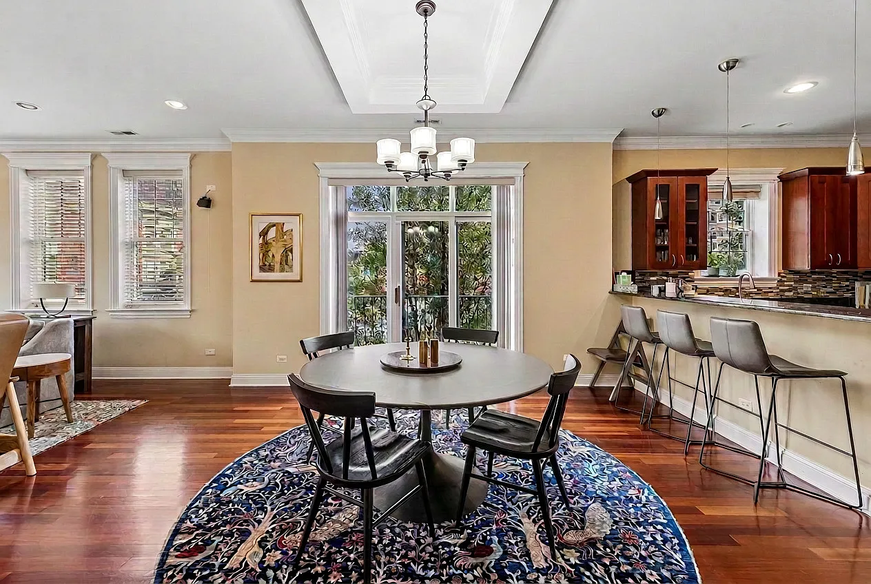3 bed, 1842 sqft, $6,000 — Photo 4