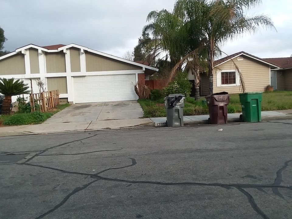 1st image of 13616 Rockcrest Dr