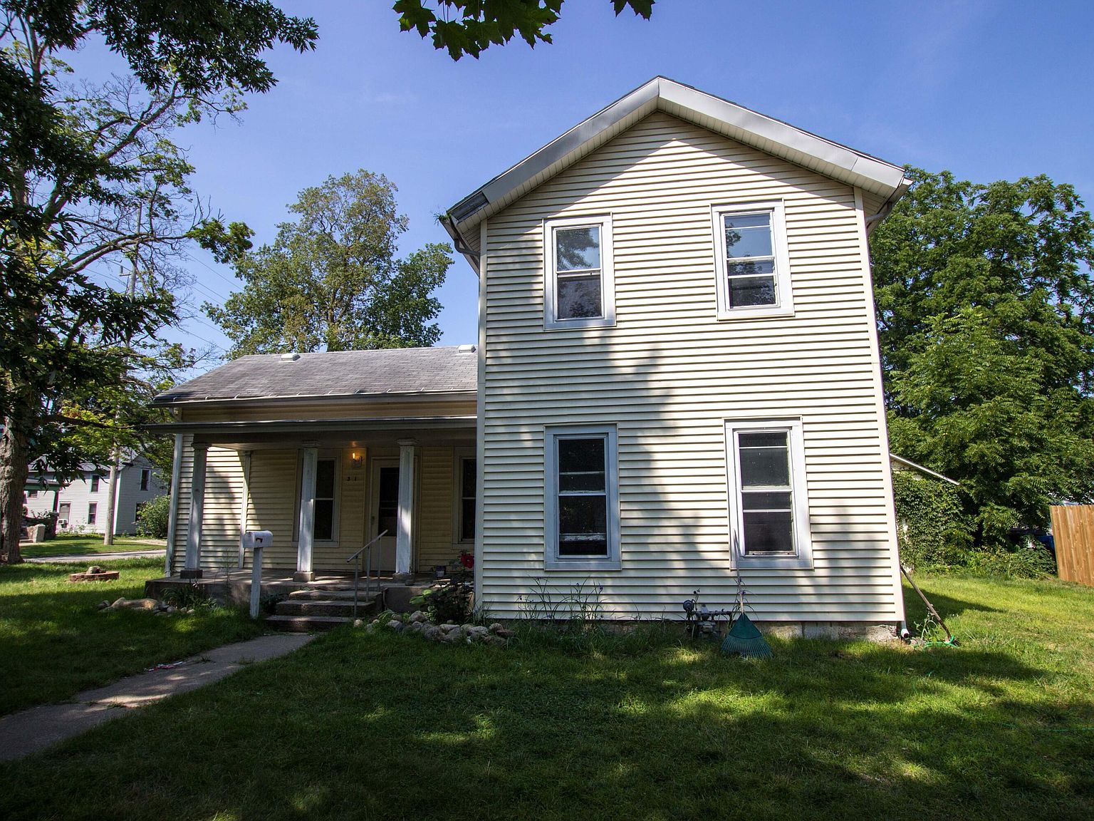 301 St, Dowagiac, MI 49047 Zillow