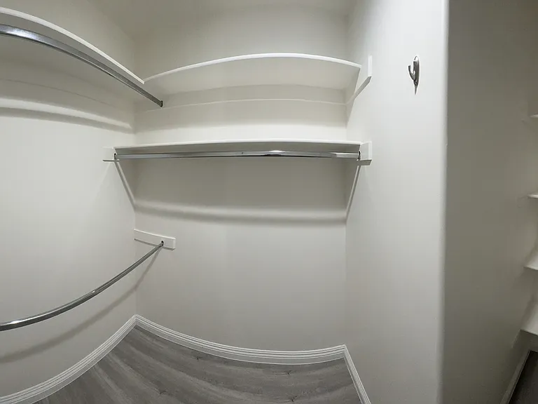 5224 Corteen Pl #4 — Photo 16