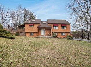 14 Lake Rd, Mahopac, NY 10541