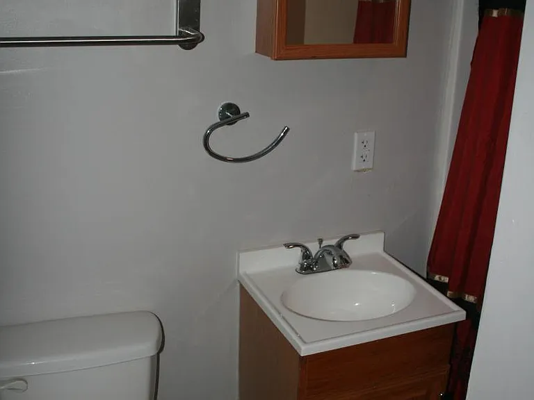 2240 Grand Ave #B — Photo 12