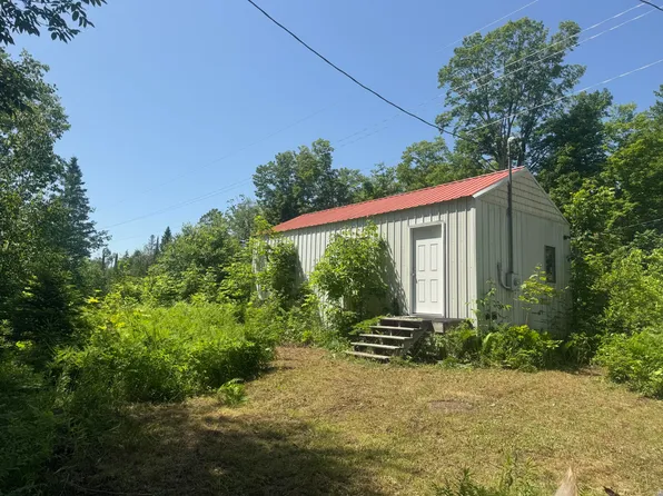 N4996 Ford Lake Rd, Germfask, MI 49836