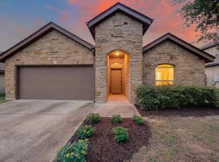 499 Eagle Brook Ln, Buda, TX 78610