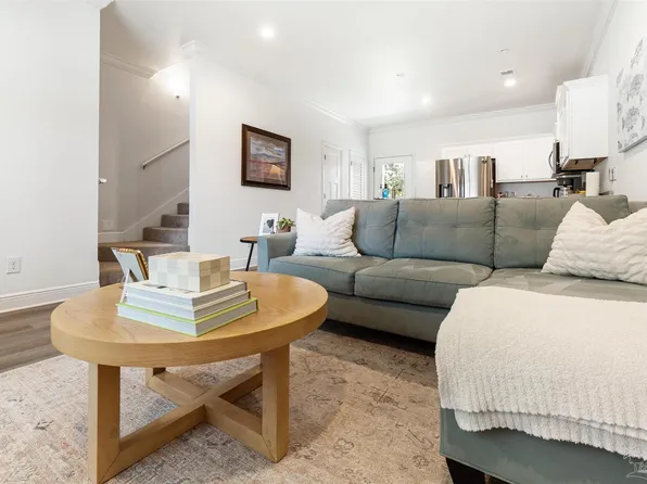 58 N M St, Pensacola, FL 32502