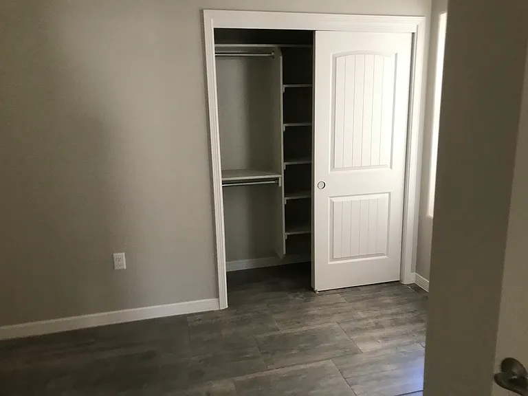 4330 Malaga St — Photo 9