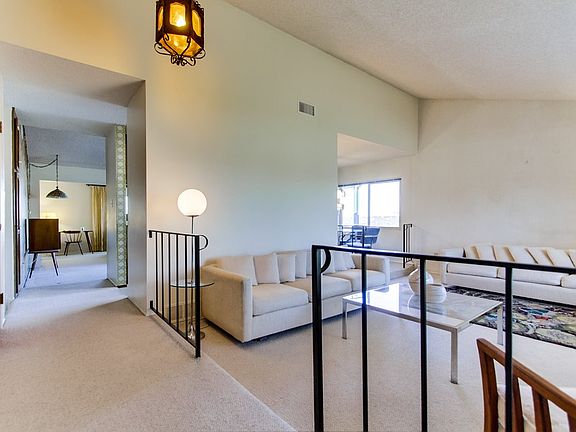 3rd image of 4344 Murrieta Cir