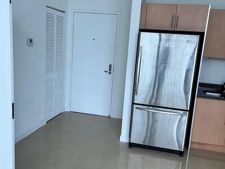 300 S Biscayne Blvd #4003 — Photo 28