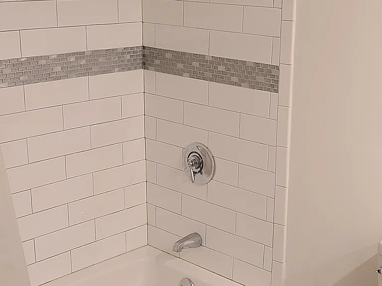 148 Endicott St #B — Photo 8