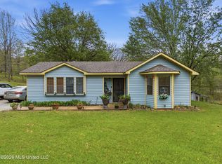 436 Flag Lake Rd, Sarah, MS 38665