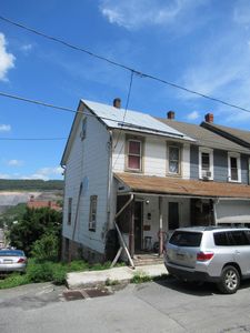 369 W Water St, Lansford, PA, 18232