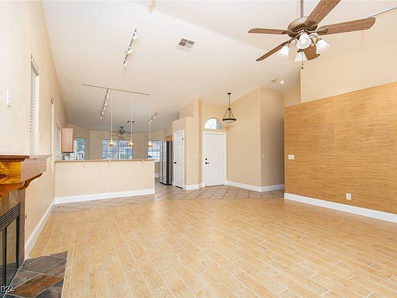 4th image of 5317 Still Breeze Ave