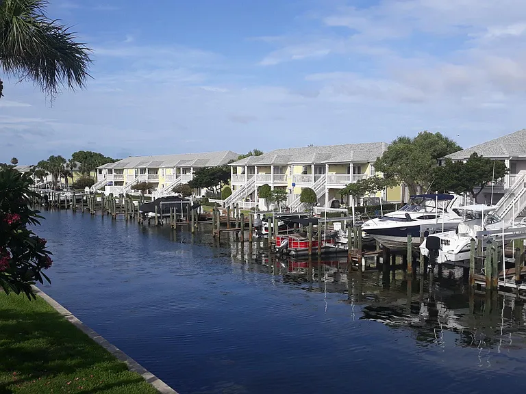 4985 Coquina Key Dr SE #F — Photo 4