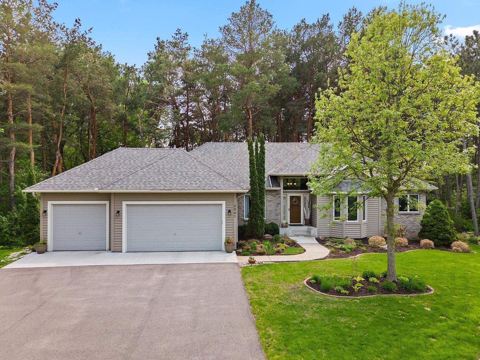 2841 Carver Park Cir, Woodbury, MN 55125 Zillow