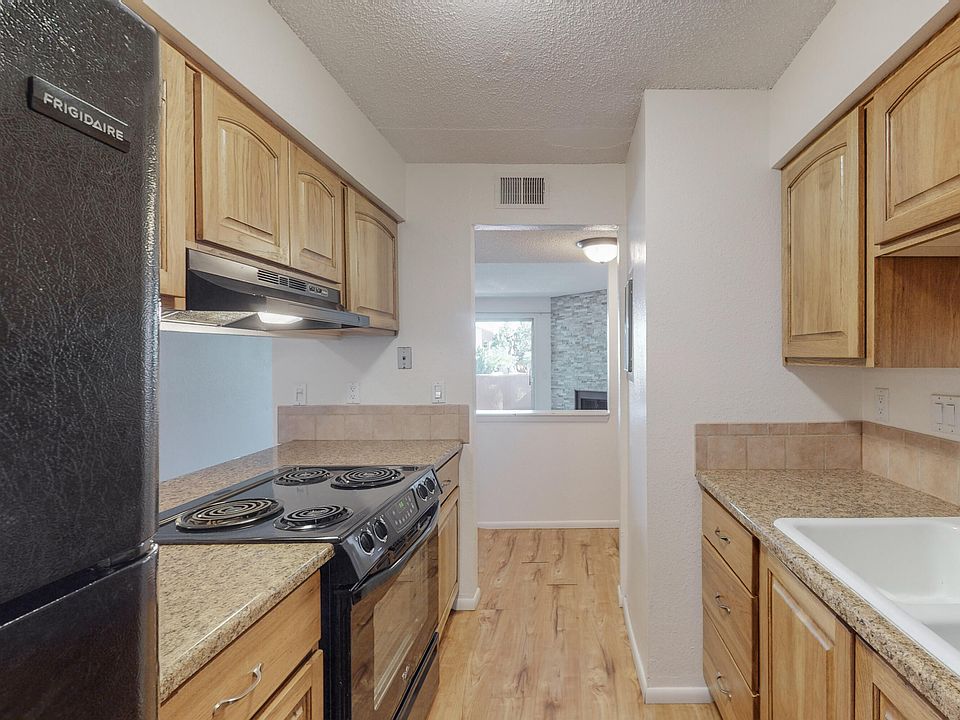 Hillcrest Park Condominiums - Albuquerque, NM | Zillow