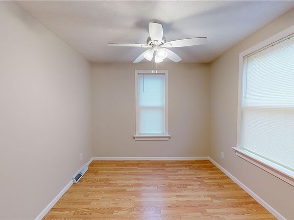 4th image of 120 Cottage Hill Ave