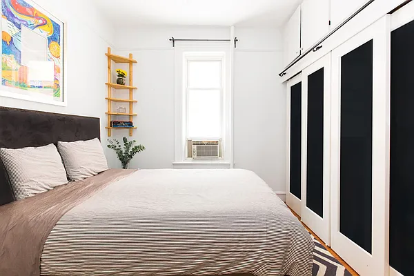 Sold by Compass | media 10