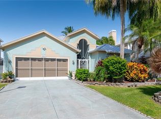 895 NW Sassafras Ter, Jensen Beach, FL 34957