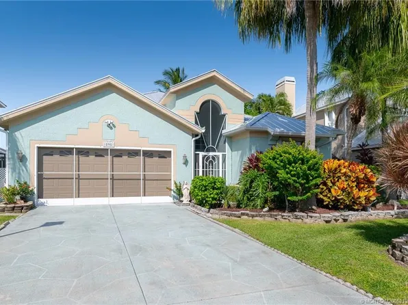 895 NW Sassafras Ter, Jensen Beach, FL 34957