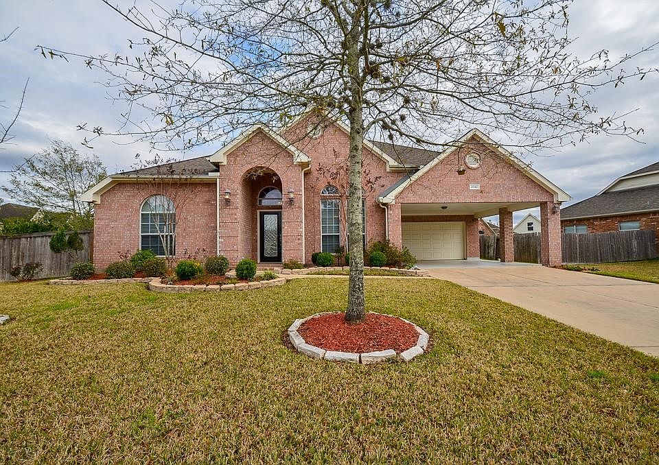 1st image of 21742 Cozy Hollow Ln