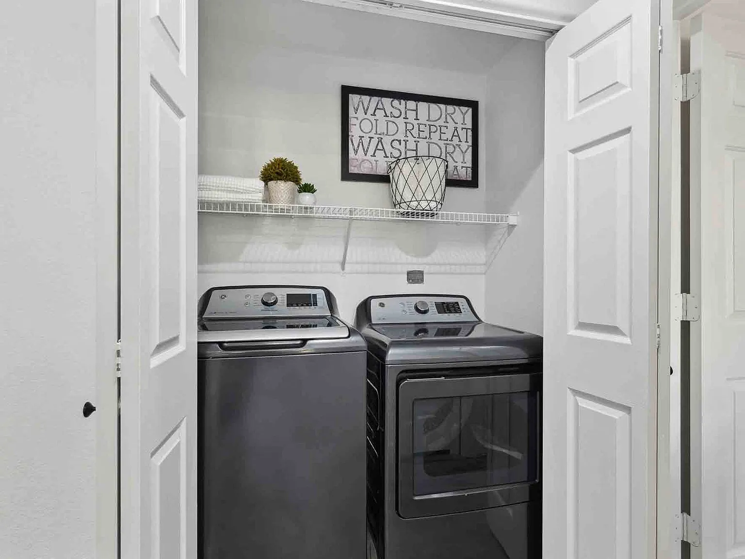 Zone Apartments — Photo 3