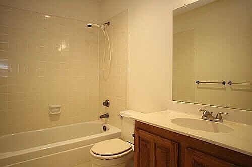 5th image of 1808 Crescent Creek Ln