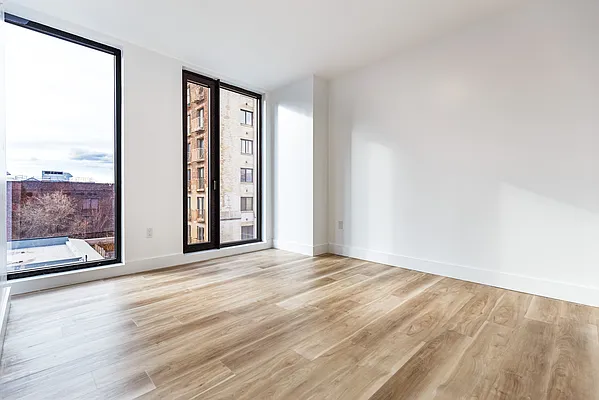 Rented by Nooklyn NYC LLC | media 36