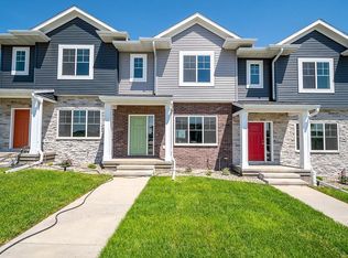 622 Catherine Dr #622, Tiffin, IA 52340