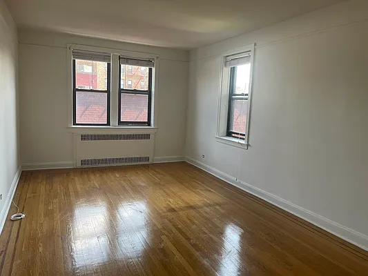 Rented by Metropolis International Realty Inc. | media 1