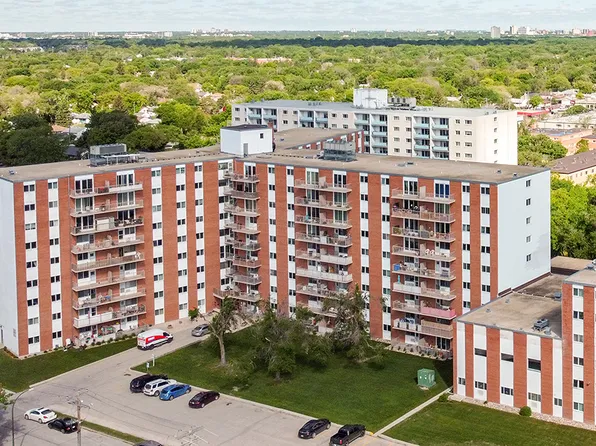 21 Clayton Dr #924, Winnipeg, MB R2M 1G2