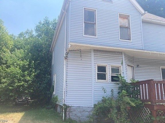 4th image of 689 E 102nd St
