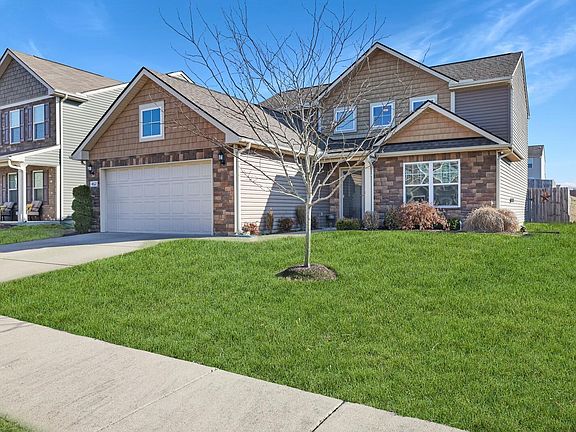 3rd image of 462 Owl Dr