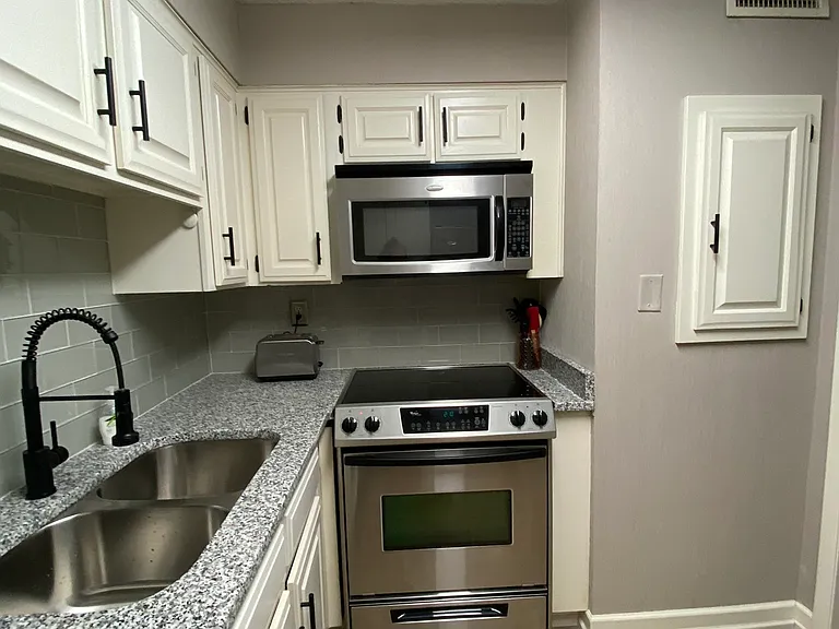 1825 Saint Julian Pl #12J — Photo 9
