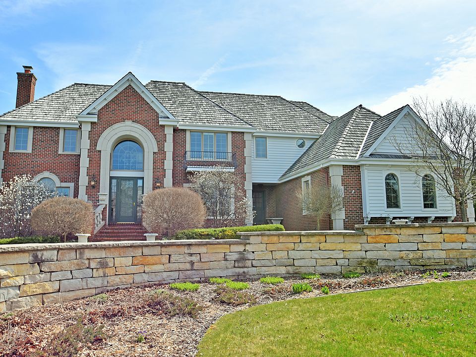 1st image of 11672 N Canterbury Dr