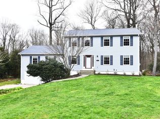 14 Lois Cir, Monroe, CT 06468
