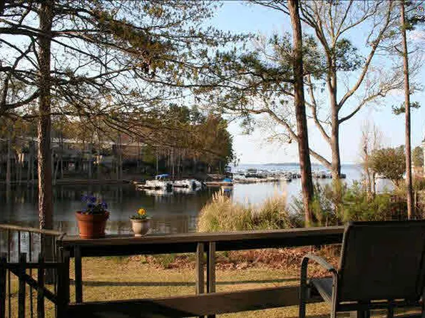 301 Harbor Heights Dr APT 20D, Lexington, SC 29072