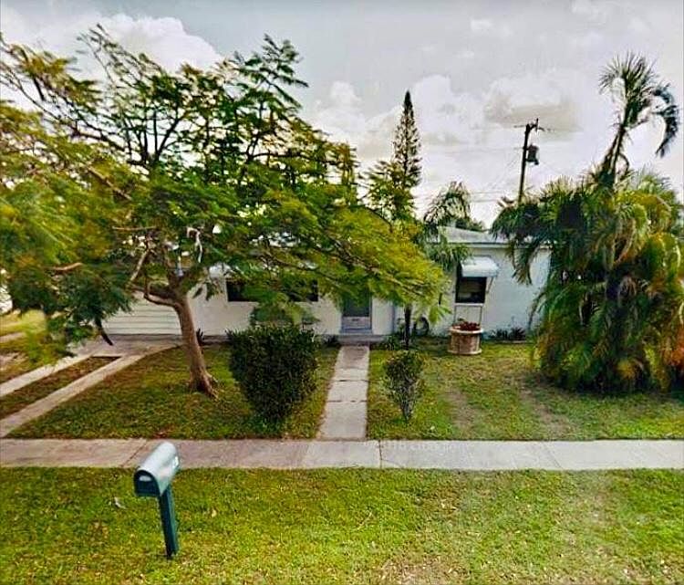 1st image of 2328 Tallahassee Dr