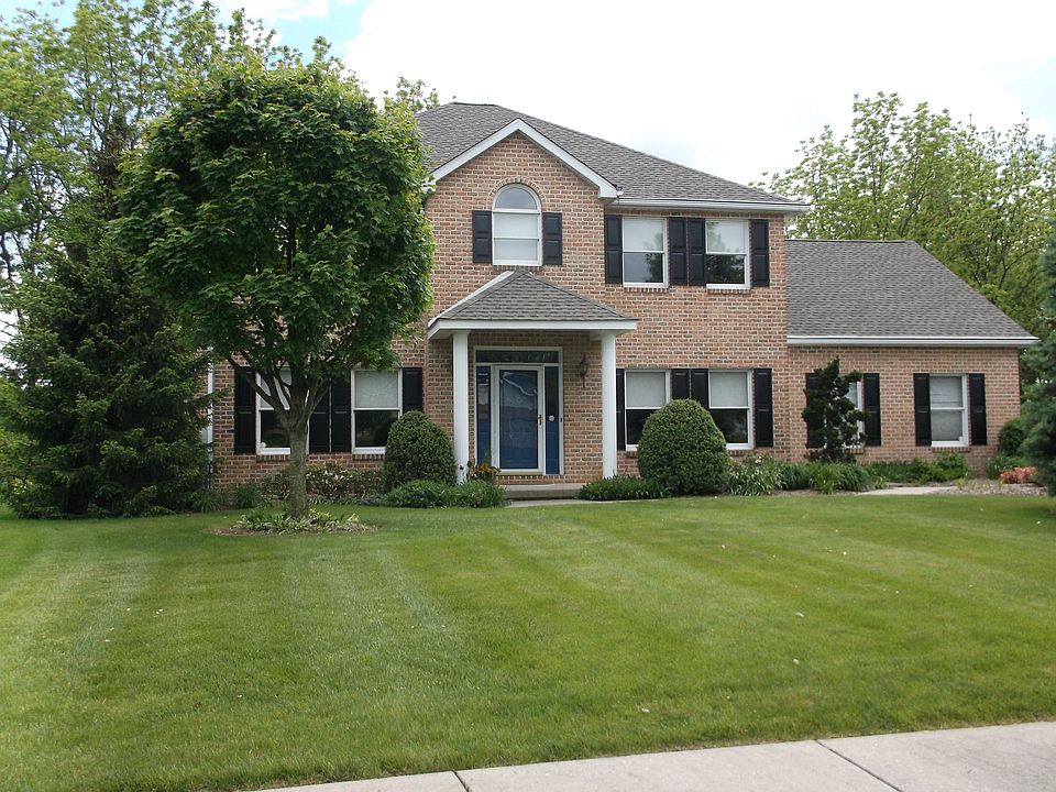 1st image of 40 Clairmont Ave