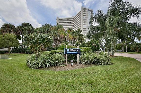 1st image of 320 Seaview Ct APT 1202