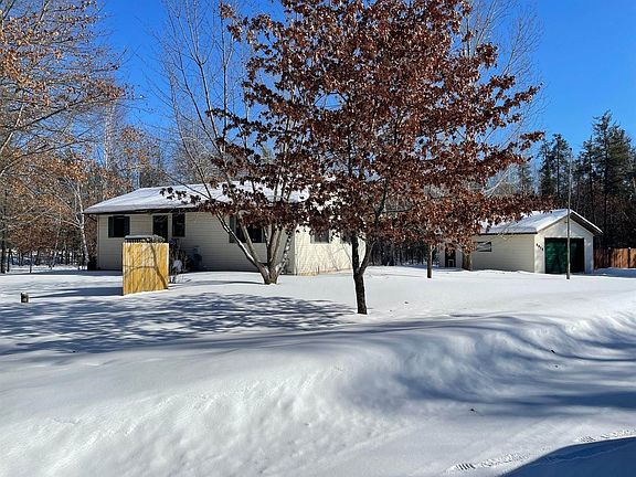3rd image of 8912 Honey Bear Ln