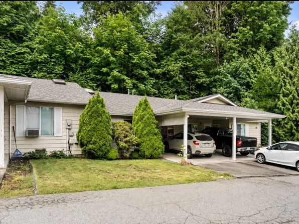 3350 Elmwood Dr #19, Abbotsford, BC V2S 6B2