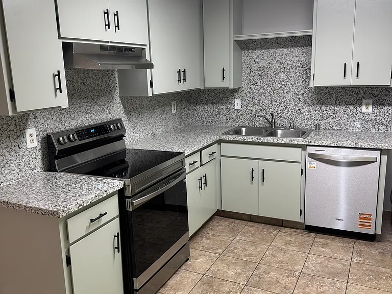 268 W California Ave #D — Photo 16