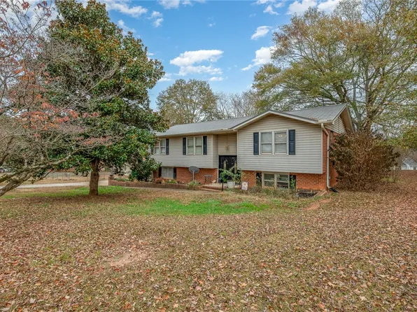 116 Winston Way, Easley, SC 29640